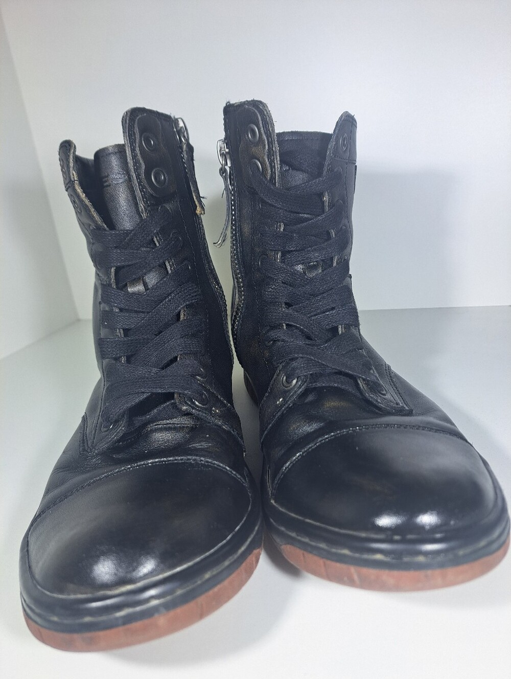 Diesel Black Leather Lace-Up Combat Boots with Brown Soles - Picture 4 of 10